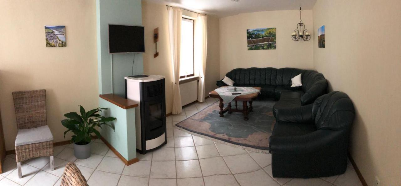 Ferienhaus Treis Neef 외부 사진